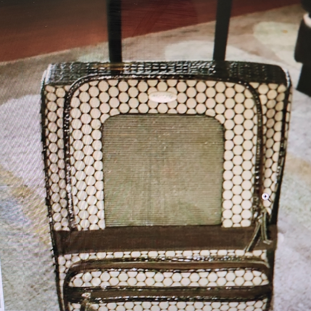 DOG CARRIER,ROLLER AND BACKPACK (ALL IN 1)